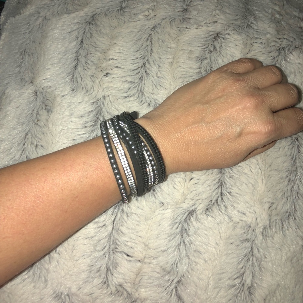 💎Black & silver bracelet 💎